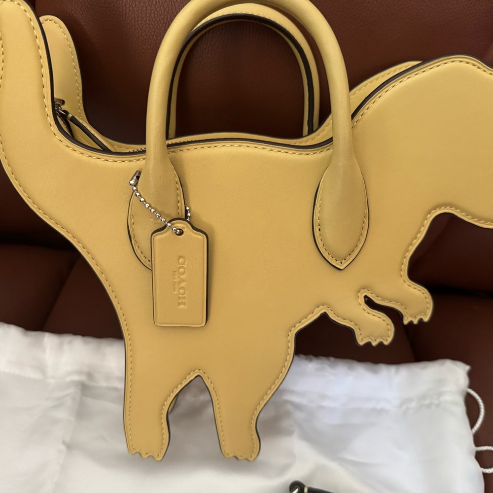 Coach Rexy Bag 🦖 CT924 in Vanilla/Light Yellow RARE COLOR NWOT - Picture 3 of 8